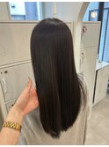 暗めオリーブ