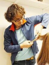 ヘアーメイクアンドクリニック エクリュ(HAIR MAKE AND CLINIC Ecru) 山本 博之