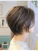 【津賀雅也】カジュアルショートボブ　小顔