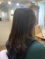 ユーネリー(U-NERY)&nbsp;セミロングのレイヤースタイル