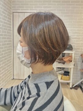 シェノン(Chainon) 【chainon】スッキリ束感シャープなショートボブ