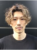 メンズパーマスパイラルセンターパートメンズハイライトウェーブ