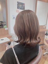 ルシードスタイルビーシャイン(LUCIDO STYLE B SHINE)&nbsp;豊橋ビーシャイン★ハイライトベースにライトミルクティベージュ