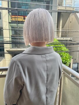 アルカナ 明治神宮前原宿(ARCANA) ホワイトベージュ　デザインカラー　ハイライト　インナーカラー