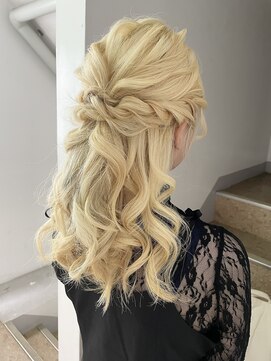 リルア 博多(LIRUA) ハーフアップ 結婚式