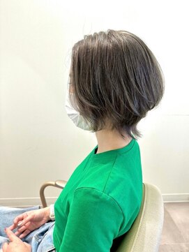 エレノア 仙台(Eleanor) 【レイヤーボブ×グレージュ】高橋圭