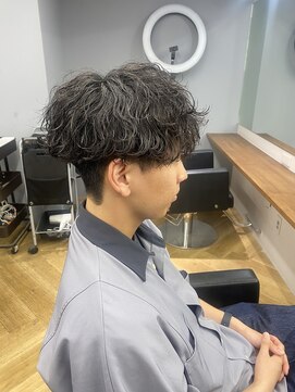 アレス バイ シカ 神戸三宮元町店(ALLES by Cica) 波巻きスパイラルパーマ