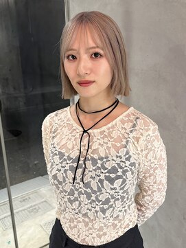 ニール(nier) ボブ/ダブルカラー/ハイトーン/ブリーチ/グレージュ/袋町