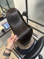 ファーストステップ 表参道(FIRST STEP)&nbsp;赤みをかき消すディープオリーブカラー