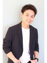 経験豊富な Bambino 自慢の『スタイリストをご紹介』♪指名する際の参考にしてくださいね。