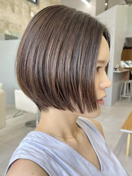 ソワネ 表参道(soigne) 表参道丸みショートボブレイヤーカット切りっぱなしボブウルフ◯