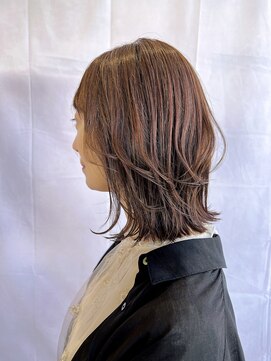 レイヤーカット/ミディアムレイヤー/暖色カラー