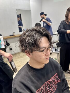 ザデイ カットアンドカルチャーショップ(THE DAY CUT&CULTURE SHOP) 波巻きパーマ