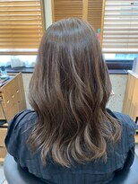 ヘアリゾート粋 トゥジュ 池袋東口店(tujuh)&nbsp;透明感アッシュグレージュ/ミディアム/レイヤーカット
