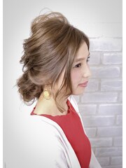 ラフな大人ヘアアレンジ