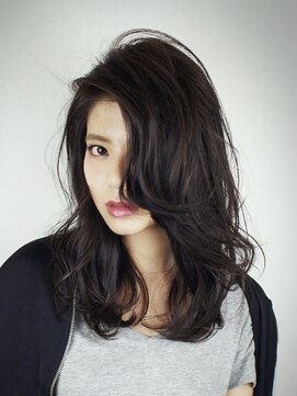 ロコスピアーズ(ROCO SPEARZ) ローラ カット 艶とオトナカッコイイ プラチナパープル