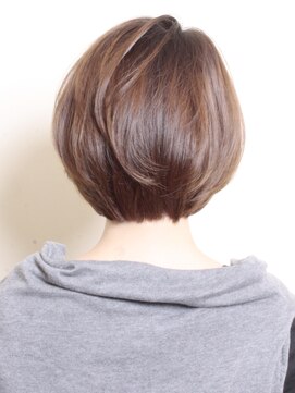 アンダートゥリー(_TREE) 【_TREE表参道】 担当遠藤　大人ボブ [セオリー×こなれ感]