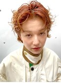オレンジカラー　ウルフカット　ウルフヘア　ウルフボブ
