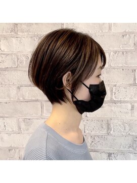 イヴォークトーキョーオーサカ(EVOKE TOKYO osaka) 骨格矯正ショート