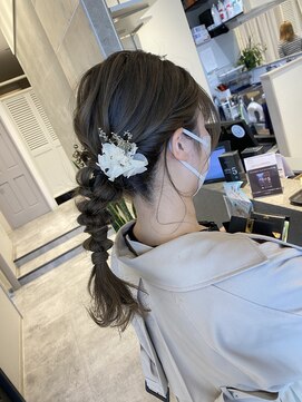 ヴィアンカ(Vianca) 編みおろしアレンジ