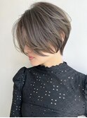 大人外国人風ショートレイヤーボブ 前下がりボブ A0516