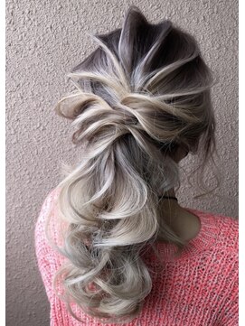 ヴェルソワ(vertsoie) ポニーテール