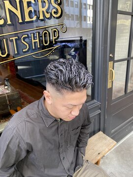 フォーコーナーズ(Four Corners) メッシュバックパーマ