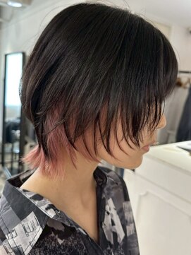 イリ 梅田(ili) ハイライトカラーミルクティーベージュレイヤーカット