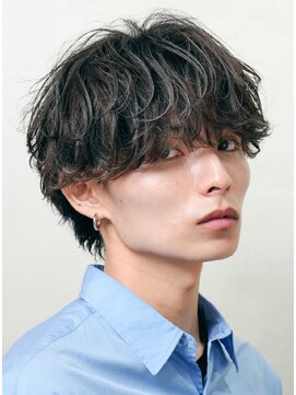 レタッチ バイ フィフス 天神大名(RETOUCH by fifth) 福岡天神ゆるめシャドウパーマメンズマッシュウルフカット緩め