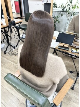 ピフデザイン(pifdesign) 透明感のあるグレージュ