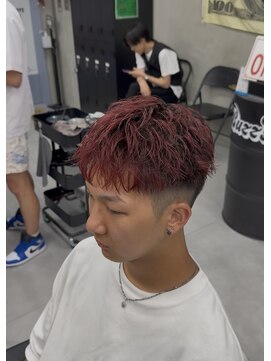 バジー バイ ディーアンドティー(Buzzy by D&T) ディープレッド&ダウンバングショート