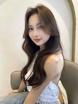 ミラ(MIRA) 韓国ヘア/くびれヘア/レイヤーカット/髪質改善/艶髪