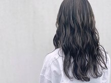 インナーカラーやイヤリングカラーでオシャレ度UP