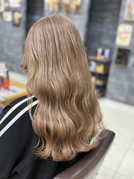 ラウル(Laulu) 黒髪/クラゲヘアー/オリーブグレー/小顔/ココアベージュ/佐倉