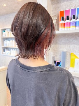 キャアリー(Caary) 福山市美容室Caaryレイヤーカット秋ヘアピンクインナーカラー