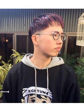 ロイ プラスアティック(roi ＋attic) 谷町6丁目美容室◇異空間美容室roi◆