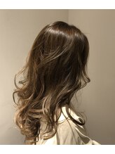 ジニアル(XeniaL) 【外国人風】アディクシーカラー