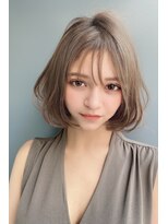 リークフー(Ree cu fuu)&nbsp;大人可愛いフェザーバングのグレージュボブ♪藤沢