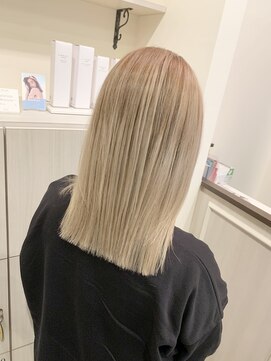 ユニ(Uni.) ミルクティーカラー