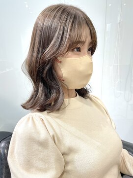 ラブクロムトーキョー オモテサンドウ(LOVECHROME OMOTESANDO) 大人かわいい美髪ペールベージュの外ハネボブくびれヘア韓国前髪