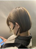きりっぱなしボブ+ベージュ