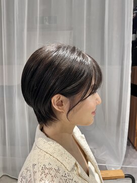 シアート(SHEART) 耳掛けも可愛いショートヘア