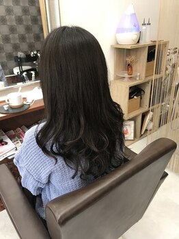 ビミーヘアー(BIMMY HAIR)の写真/【東手城/土屋内科斜め前】あなたの髪質に合わせたスタイル提案が人気◎お得なクーポンも多数ご用意中！