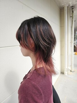 ヘアーサロンイーグル(Hair Salon Eagle) インナーカラー(赤)