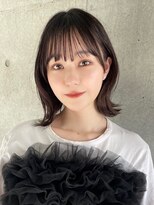 ガーデンヨコハマ(GARDEN YOKOHAMA) 切りっぱなし大人ボブ外ハネチャコールグレー黒髪くびれヘア