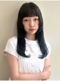 レイヤーカット 顔周りレイヤー 20代 フルバング 透明感カラー