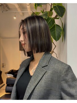 ヨロ 小岩(YOLO) ハイライトカラーミルクティーベージュケアブリーチダブルカラー