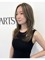 ハーツオオサカ(HE:ARTS OSAKA)&nbsp;韓国レイヤーセミロング