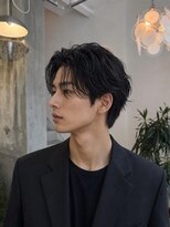 メンズサロン シール 梅田(CIRR)&nbsp;黒髪かき上げセンターパート メンズ