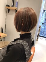 ミッシェル アフロート(michelle afloat)&nbsp;20代30代40代ふんわり動きひし形簡単まとまるツヤのカーブカット